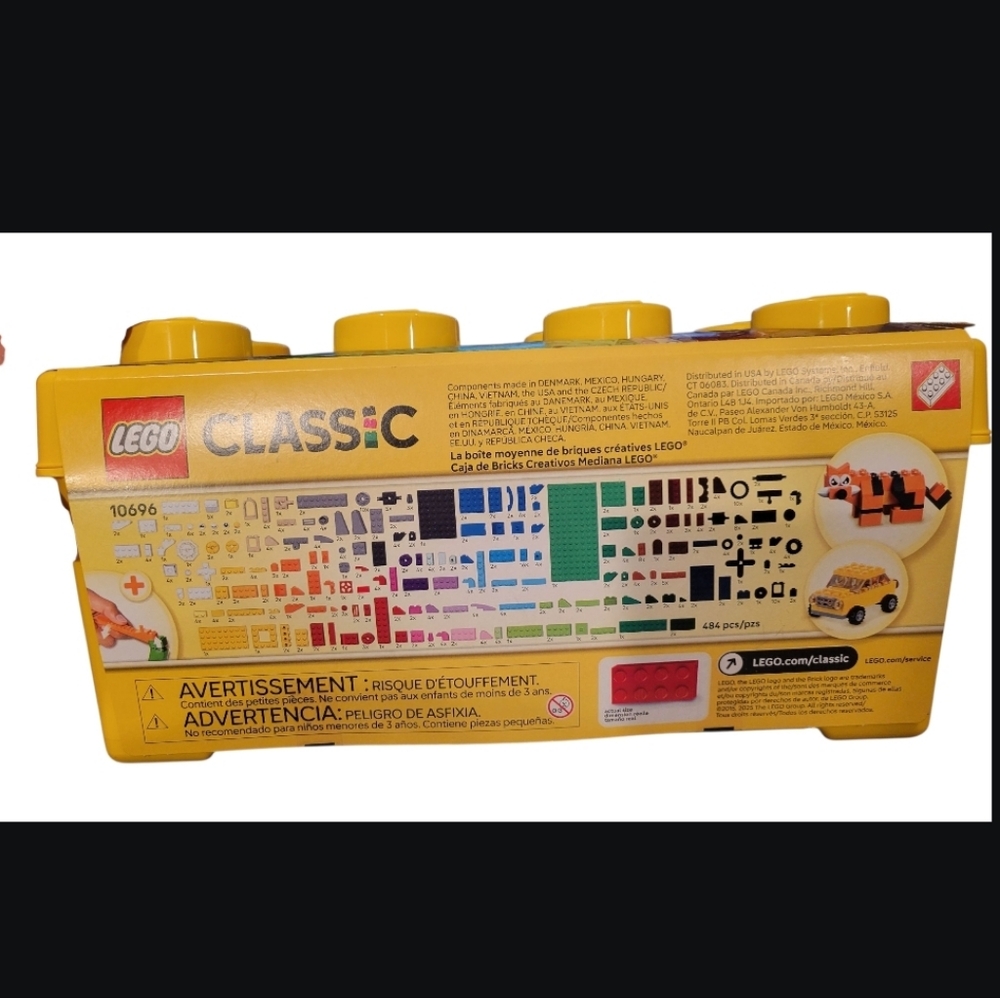 LEGO Classic Medium Creative Brick Box - Yellow, Red, Blue, Green - Picture 2 of 5